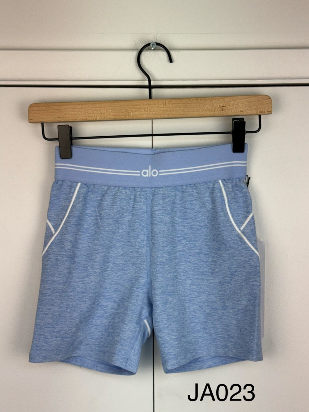 Alo Yoga Alosoft Heart Throb Shorts Blue White XS NWT